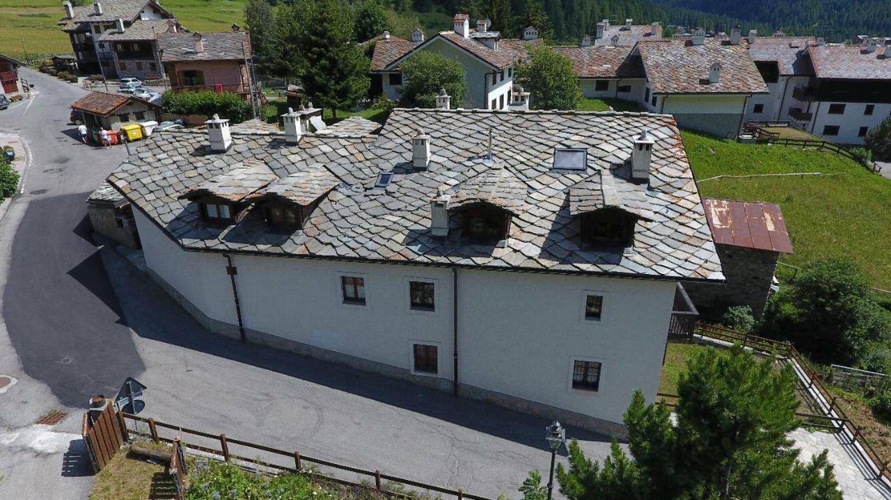 Mulino Del Bianco Apartments La Thuile Luaran gambar